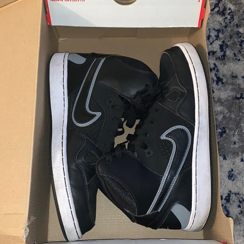 Nike Son of Force Mid